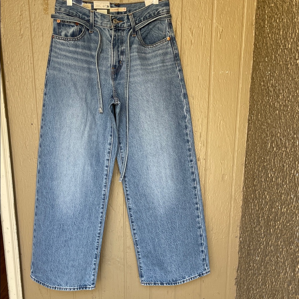 Levi’s XL Straight wide leg jeans size 25X29